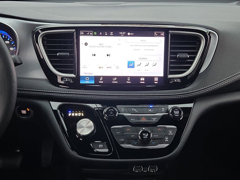 Used 2024 Chrysler Pacifica Touring image 22