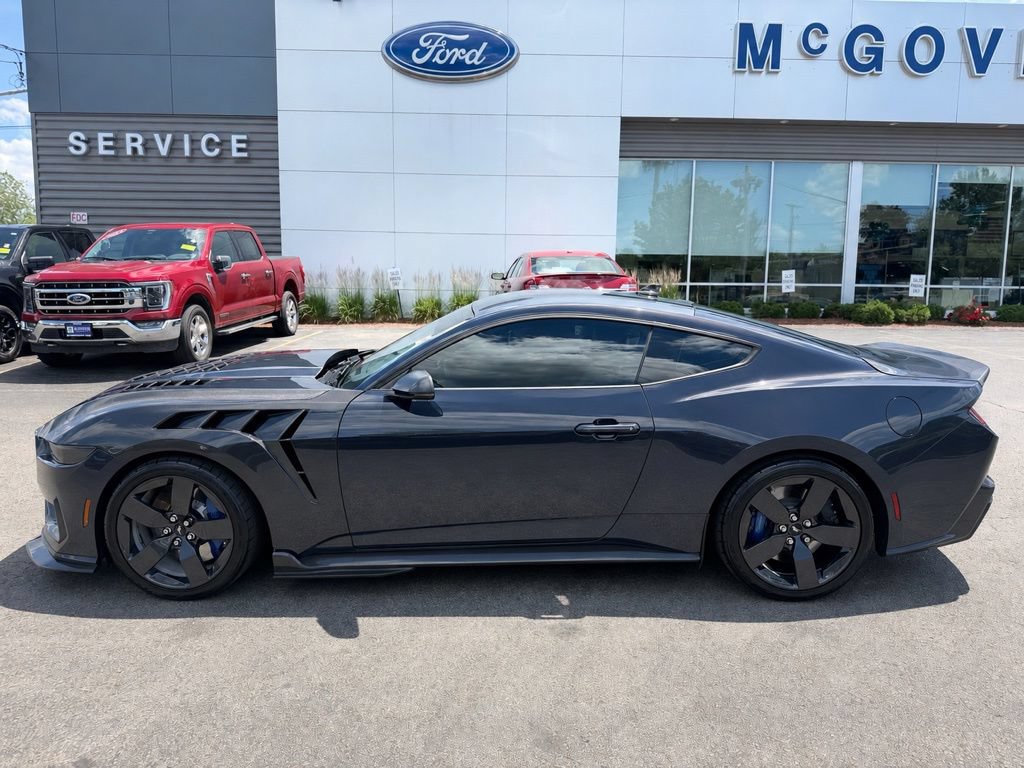 Used 2024 Ford Mustang Dark Horse w/ Dark Horse Handlin Package RWD image 3