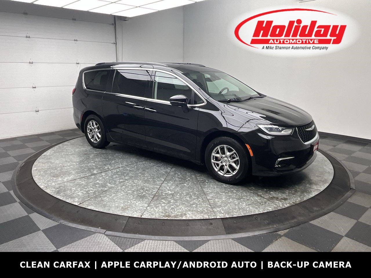 Used 2021 Chrysler Pacifica Touring