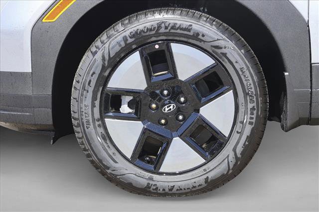 New 2026 Hyundai Santa Fe SE image 9