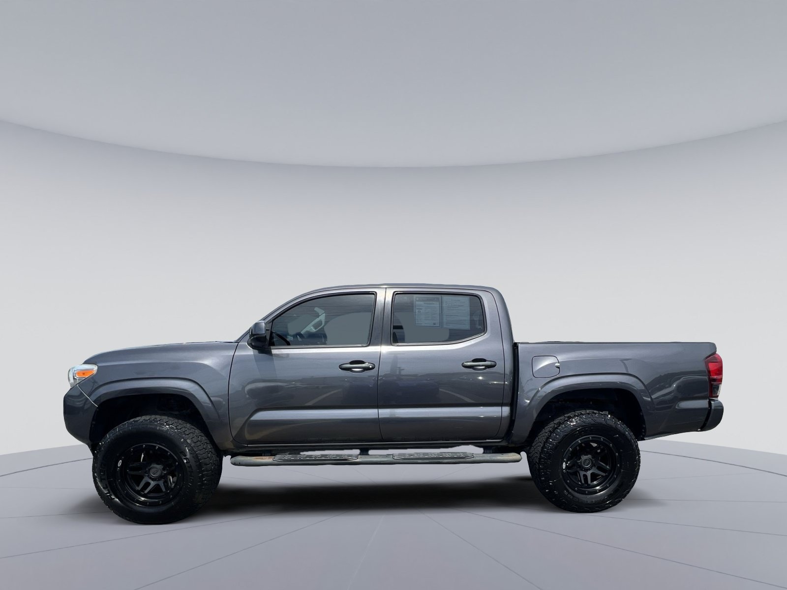 Used 2018 Toyota Tacoma SR w/ SR Convenience Package RWD image 6