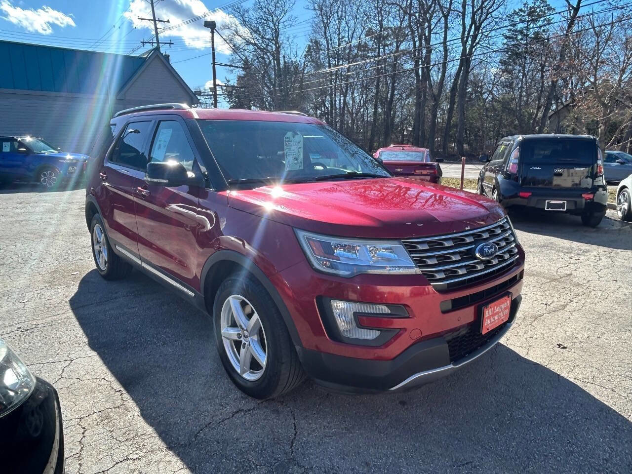 Used 2016 Ford Explorer XLT w/ Equipment Group 202A image 16