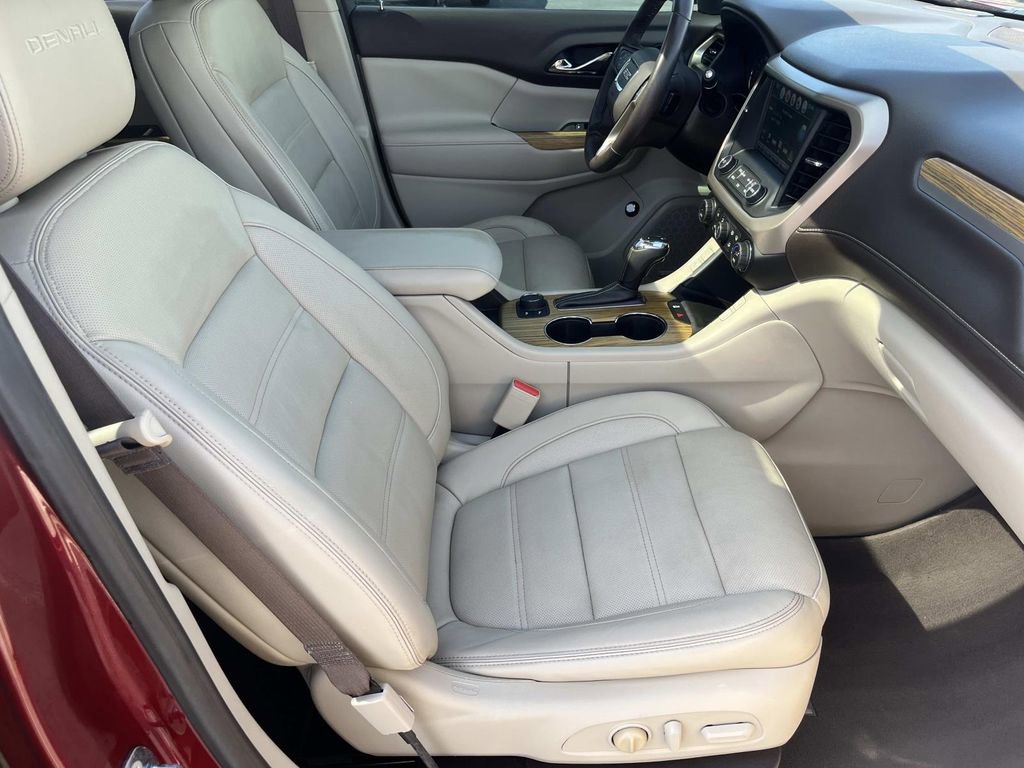 Used 2017 GMC Acadia Denali w/ Technology Package image 21