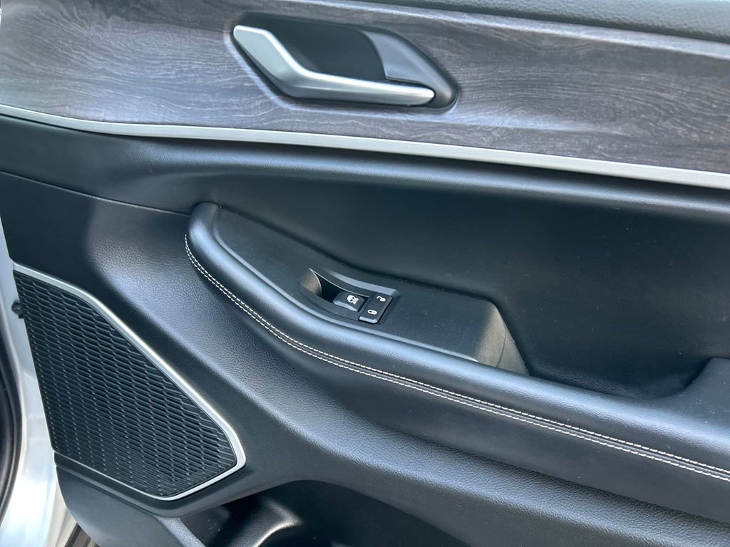 Used 2021 Jeep Grand Cherokee L Limited image 32