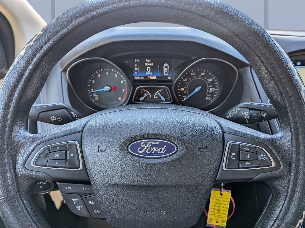 Used 2017 Ford Focus SEL image 32