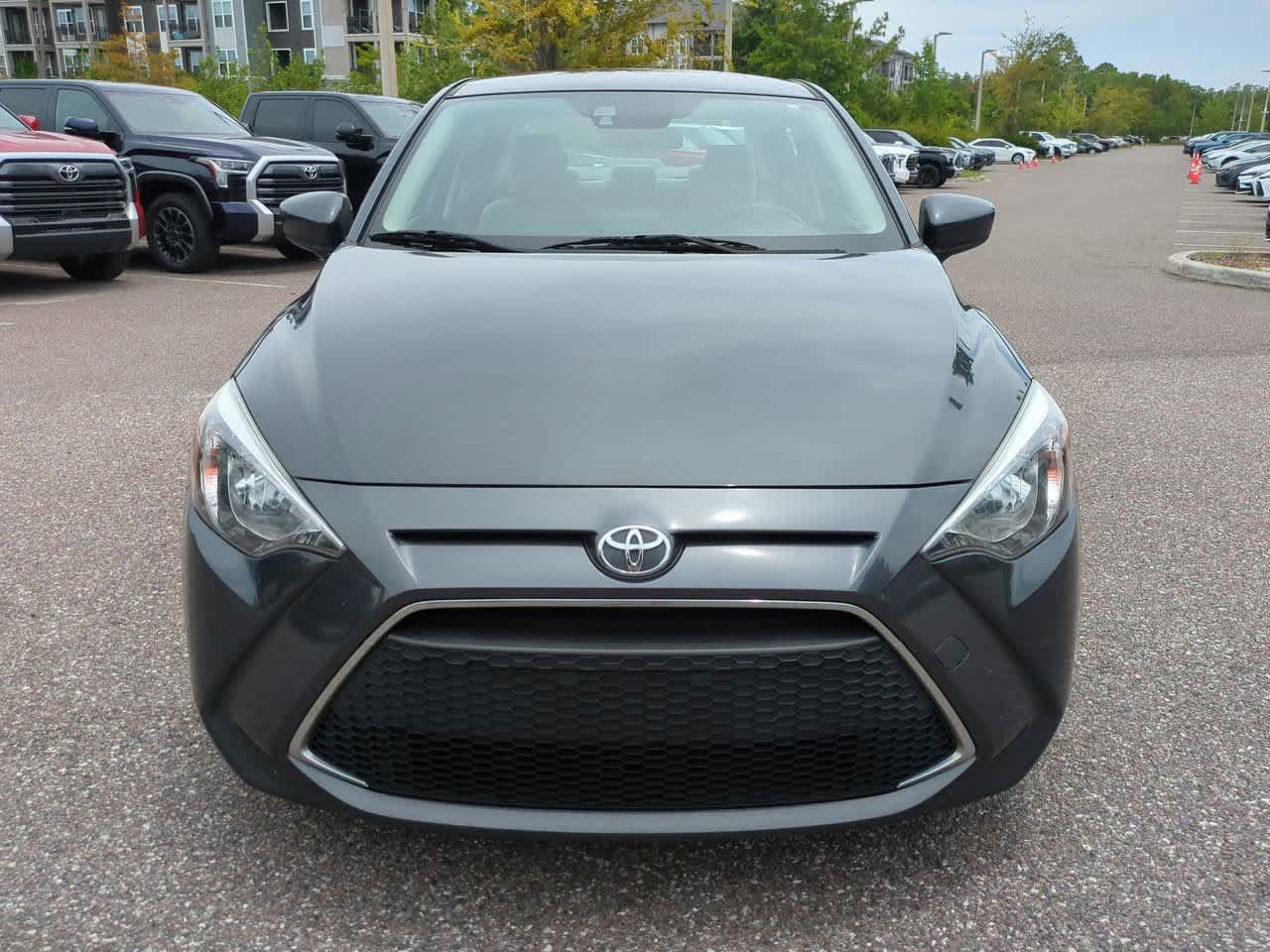 Certified 2019 Toyota Yaris L FWD image 9