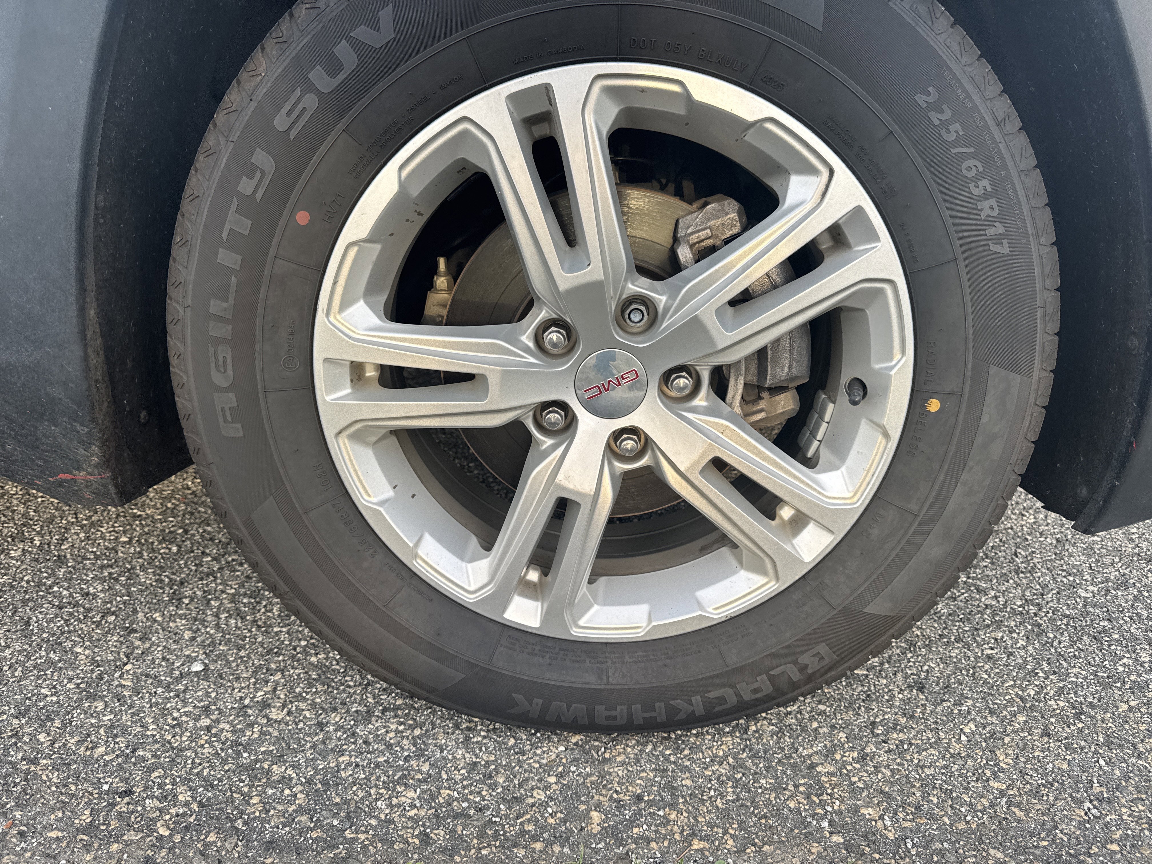 Used 2021 GMC Terrain SLE image 12