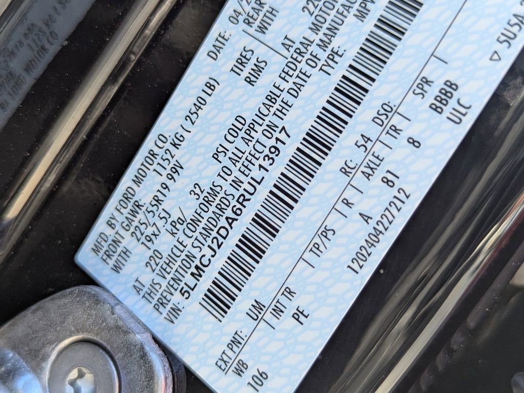 Used 2024 Lincoln Corsair Reserve image 39