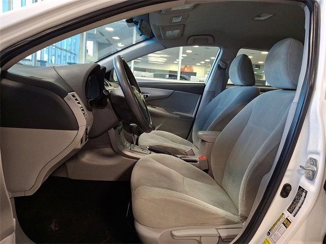 Used 2012 Toyota Corolla LE image 18