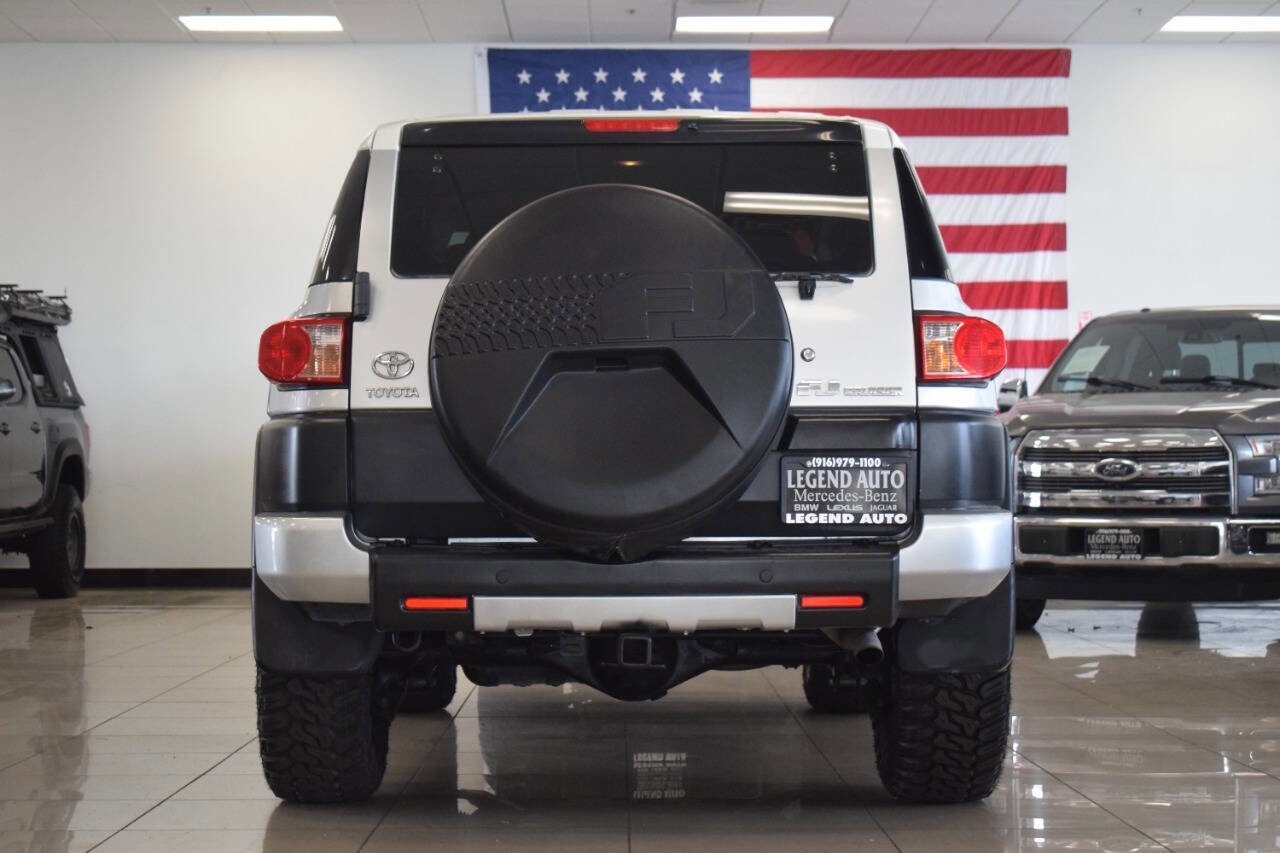 Used 2008 Toyota FJ Cruiser 4WD image 25