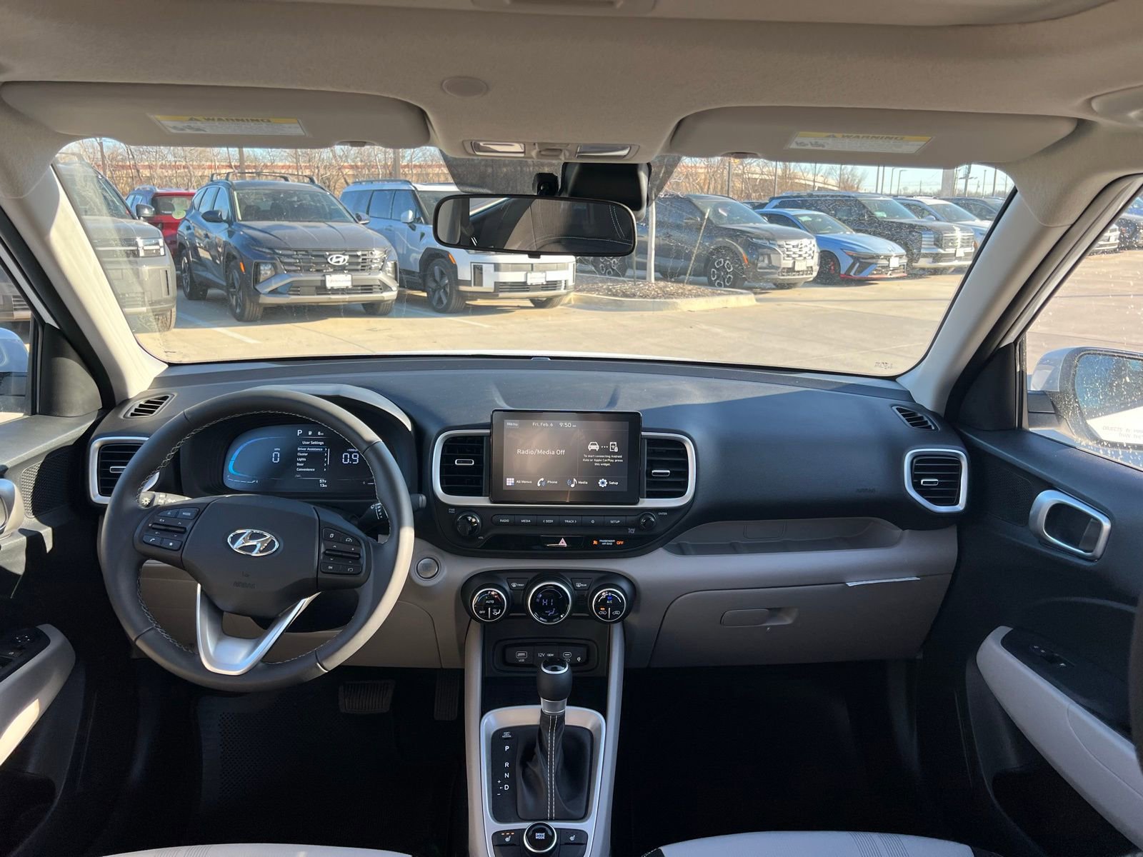 New 2026 Hyundai Venue SEL FWD image 19