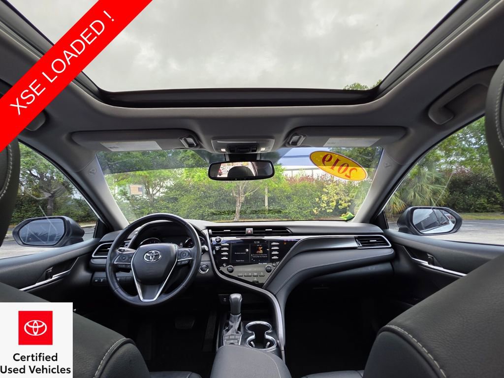 Certified 2019 Toyota Camry XSE image 4