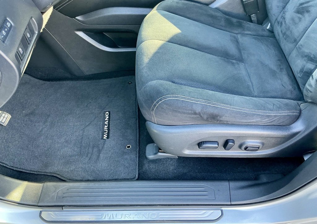 Used 2021 Nissan Murano SV image 40