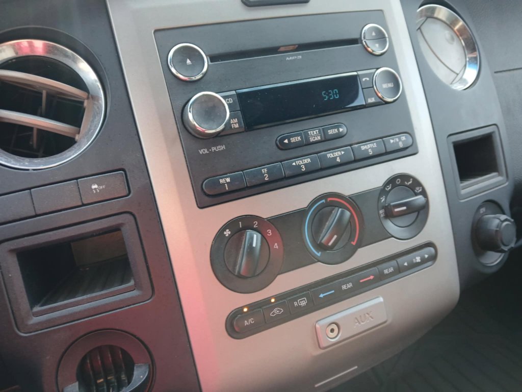 Used 2016 Ford Expedition EL XL image 15