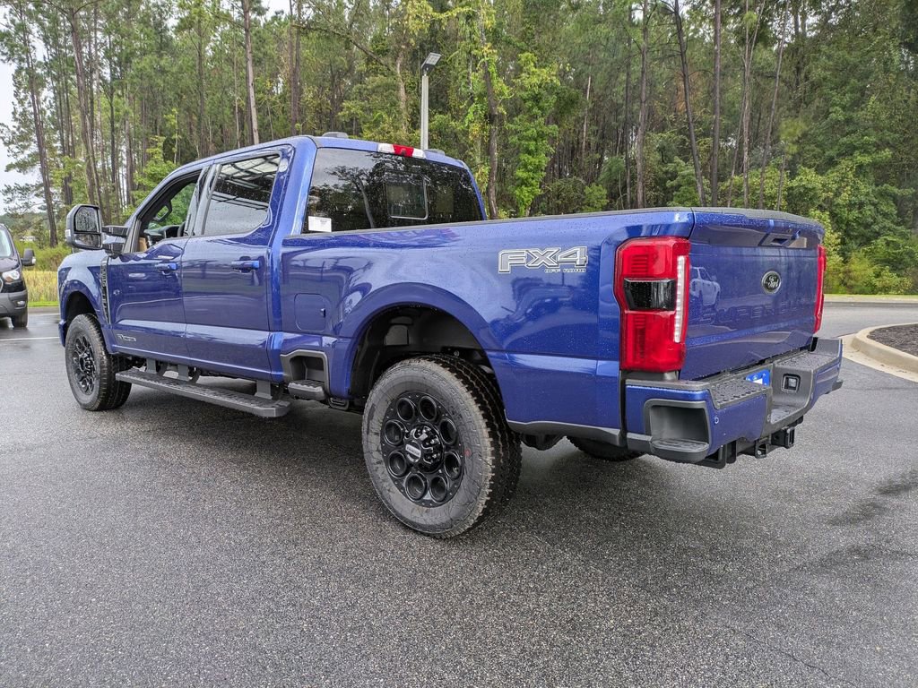 New 2026 Ford F250 Lariat w/ Black Appearance Package image 7