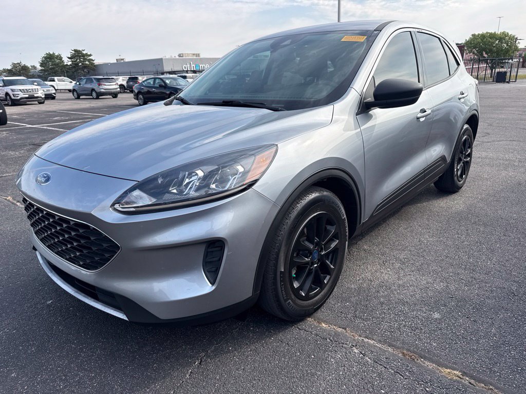 Used 2022 Ford Escape SE w/ Convenience Package