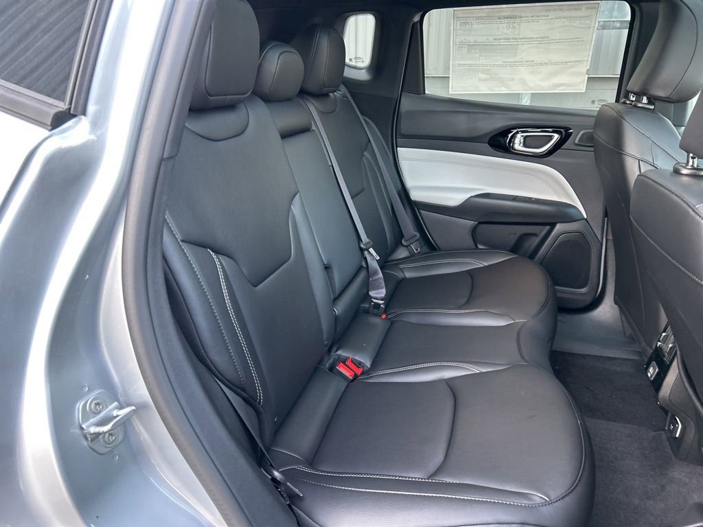 New 2026 Jeep Compass Limited w/ Sun, Sound & Navigation Group AWD/4WD image 43