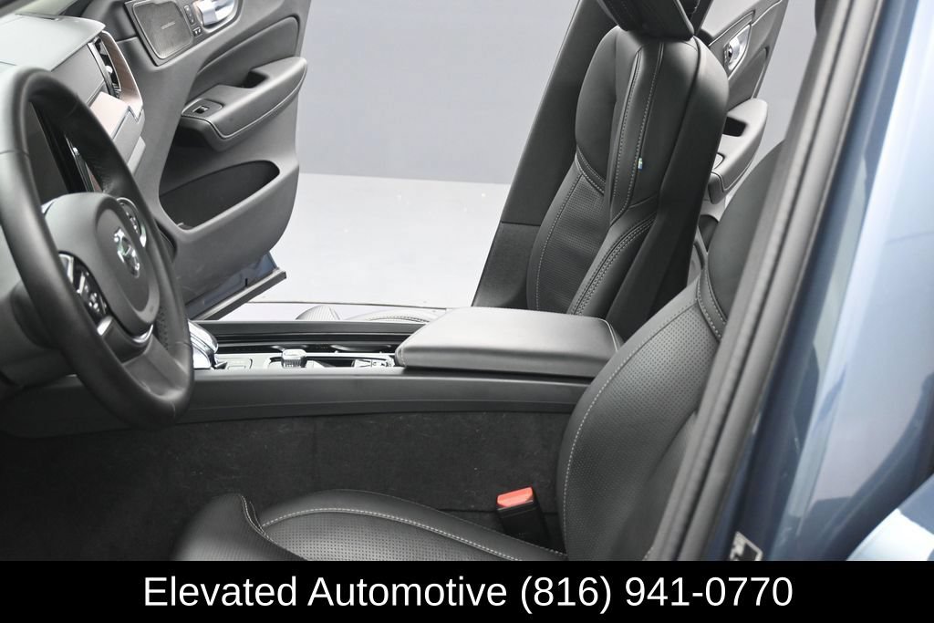 Used 2024 Volvo XC60 T8 Ultimate w/ Protection Package Premier AWD/4WD image 15