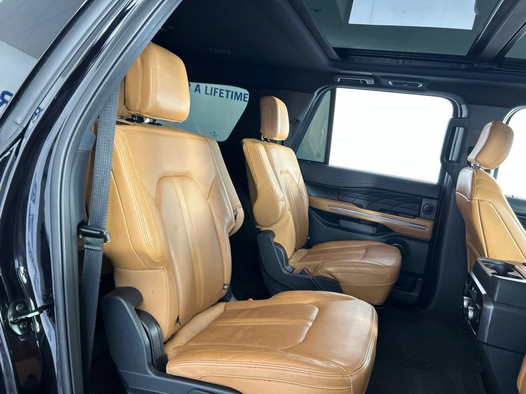 Used 2022 Ford Expedition Max Platinum AWD/4WD image 35