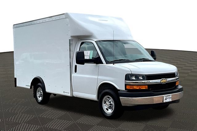 New 2025 Chevrolet Express 3500 w/ Power Convenience Package