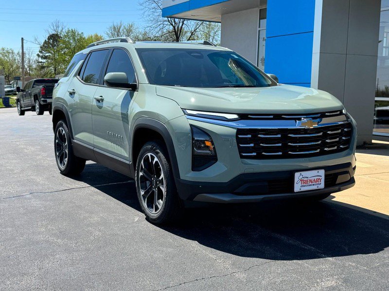 New 2026 Chevrolet Equinox LT w/ Convenience Package II image 2