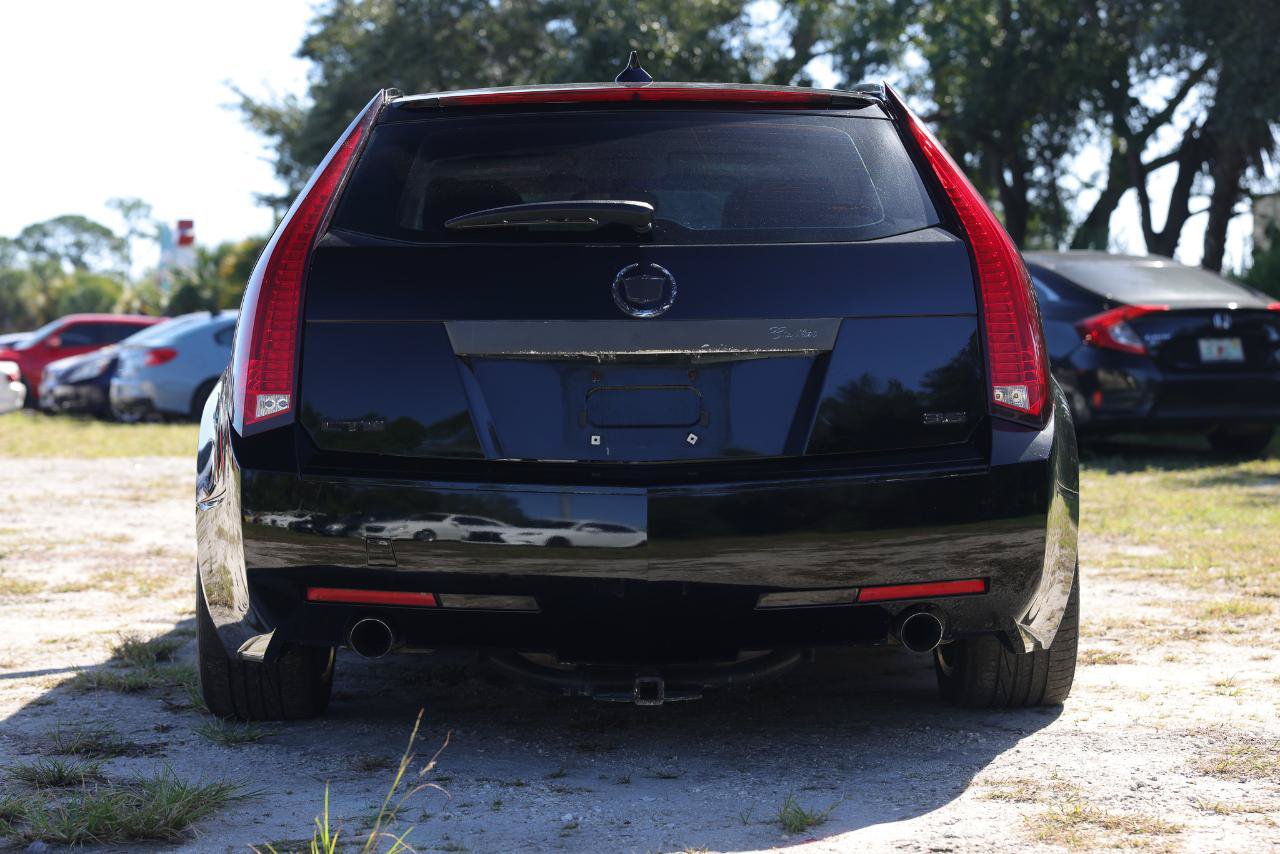 Used 2010 Cadillac CTS Performance RWD image 7