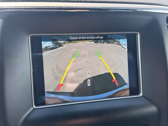 Certified 2018 Jeep Grand Cherokee Laredo AWD/4WD image 38