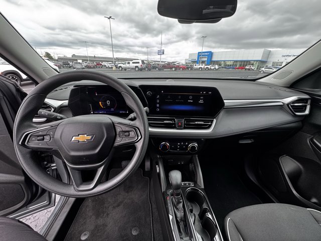 Used 2024 Chevrolet TrailBlazer LT image 13