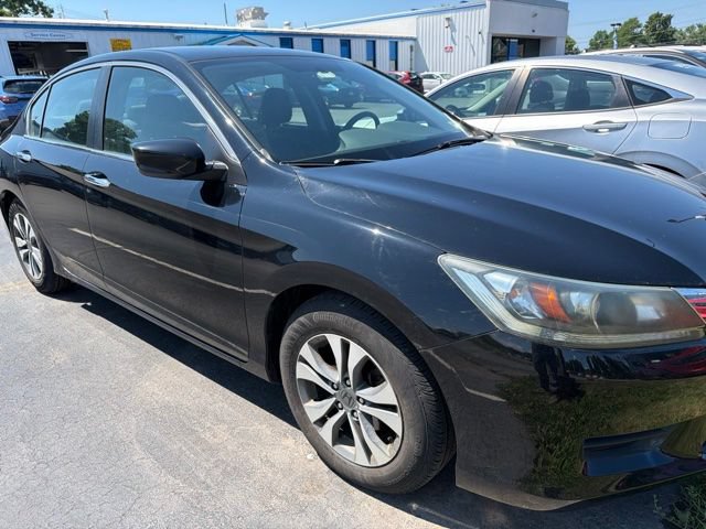 Used 2015 Honda Accord LX image 2