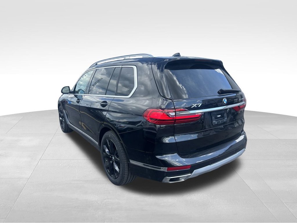 Used 2022 BMW X7 xDrive40i w/ Premium Package AWD/4WD image 5