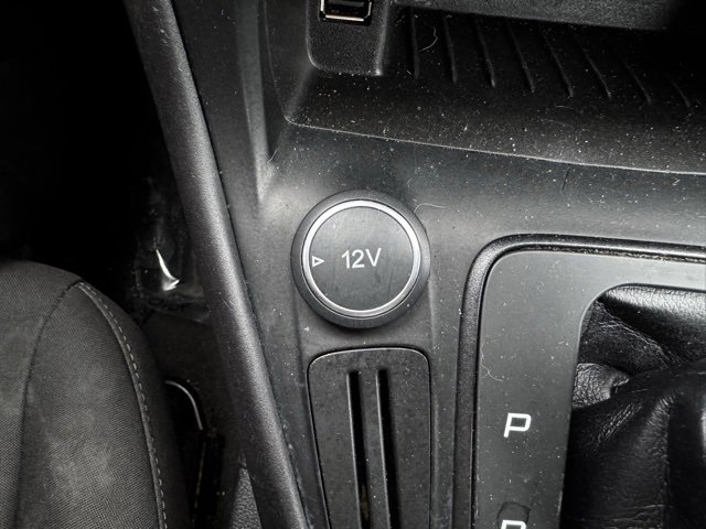 Used 2015 Ford Focus SE image 13