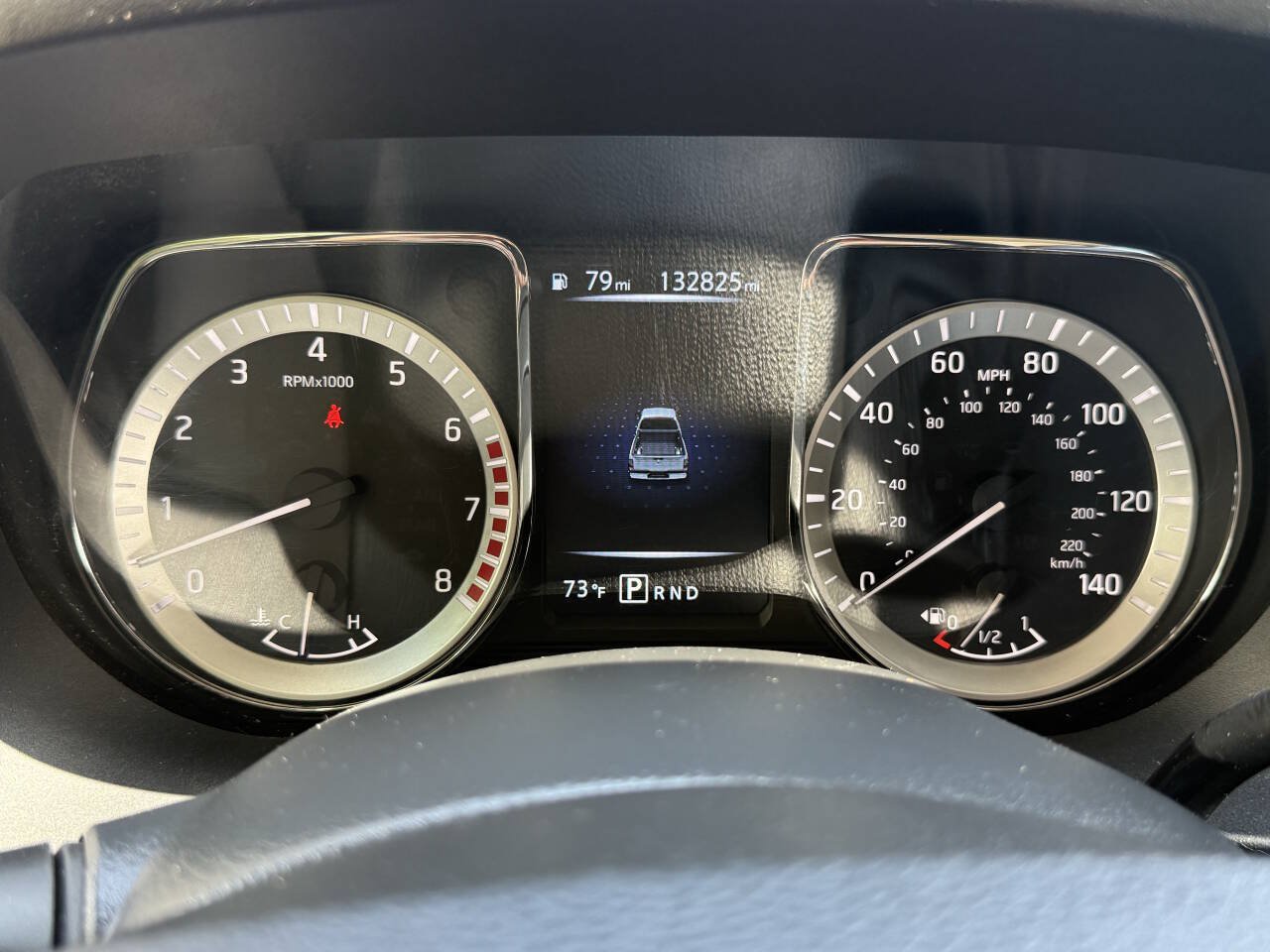 Used 2017 Nissan Titan SV RWD image 11