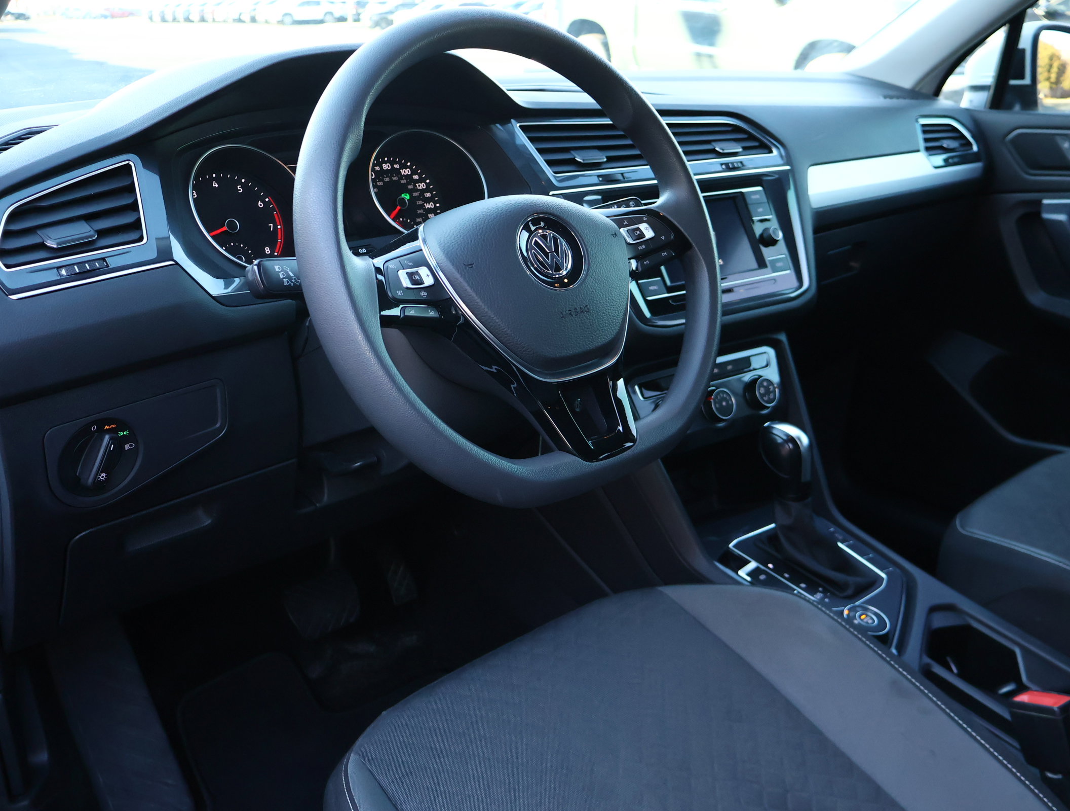 Used 2021 Volkswagen Tiguan S image 3