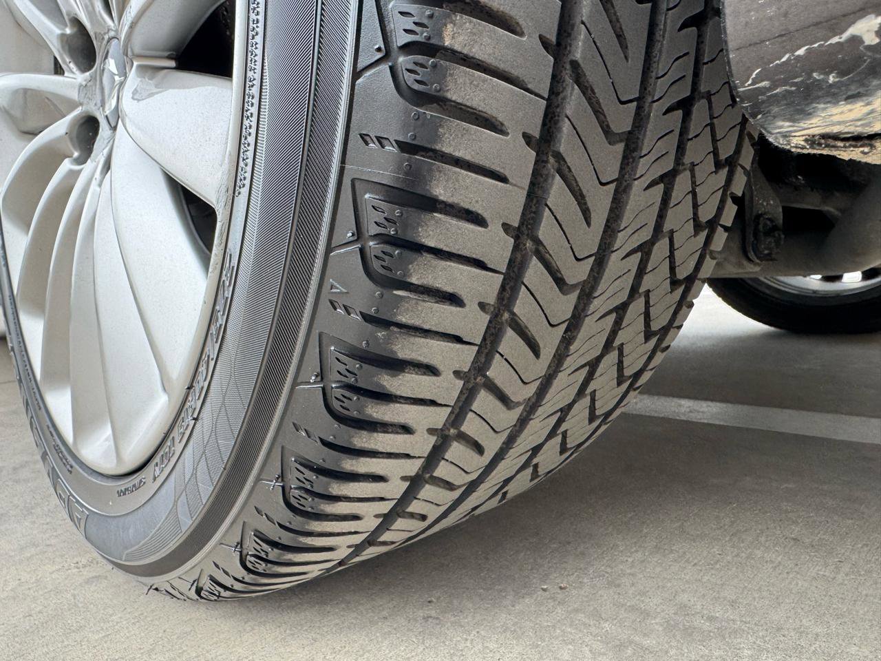 Used 2016 Hyundai Equus Signature image 13