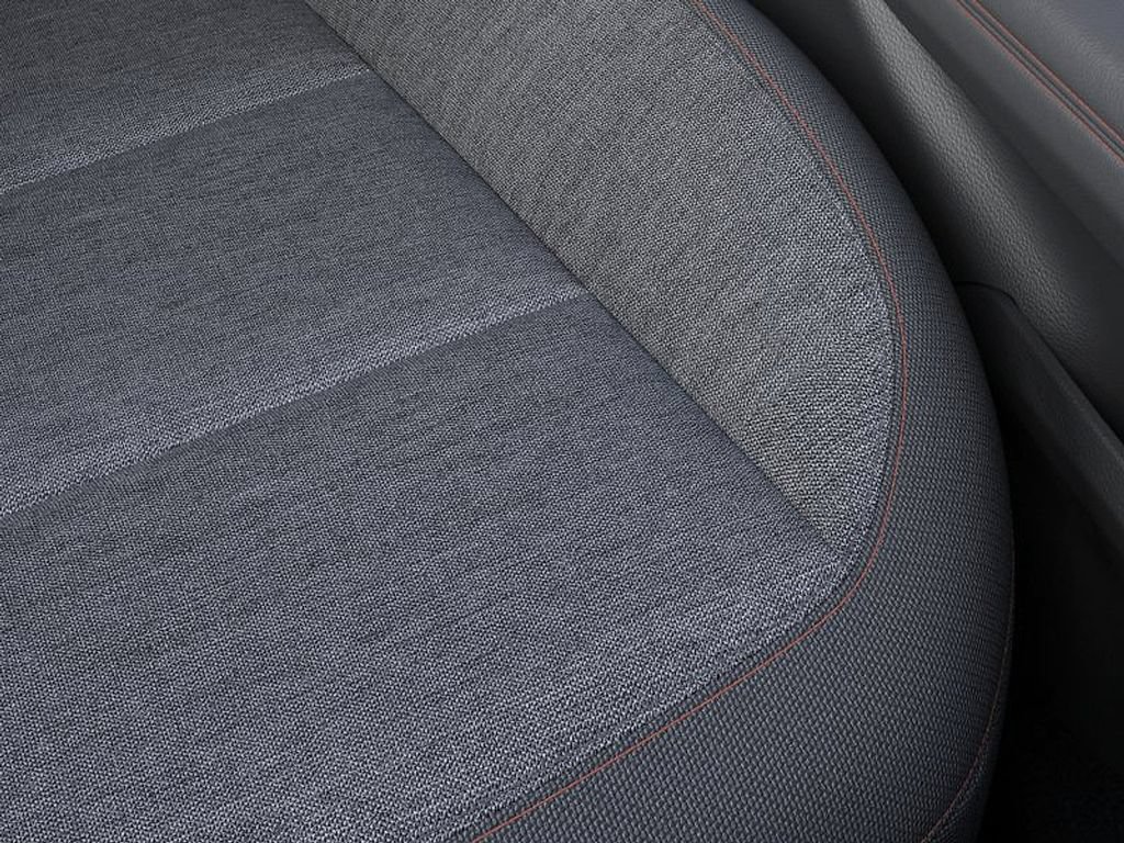 New 2026 Ford Explorer Active RWD image 17