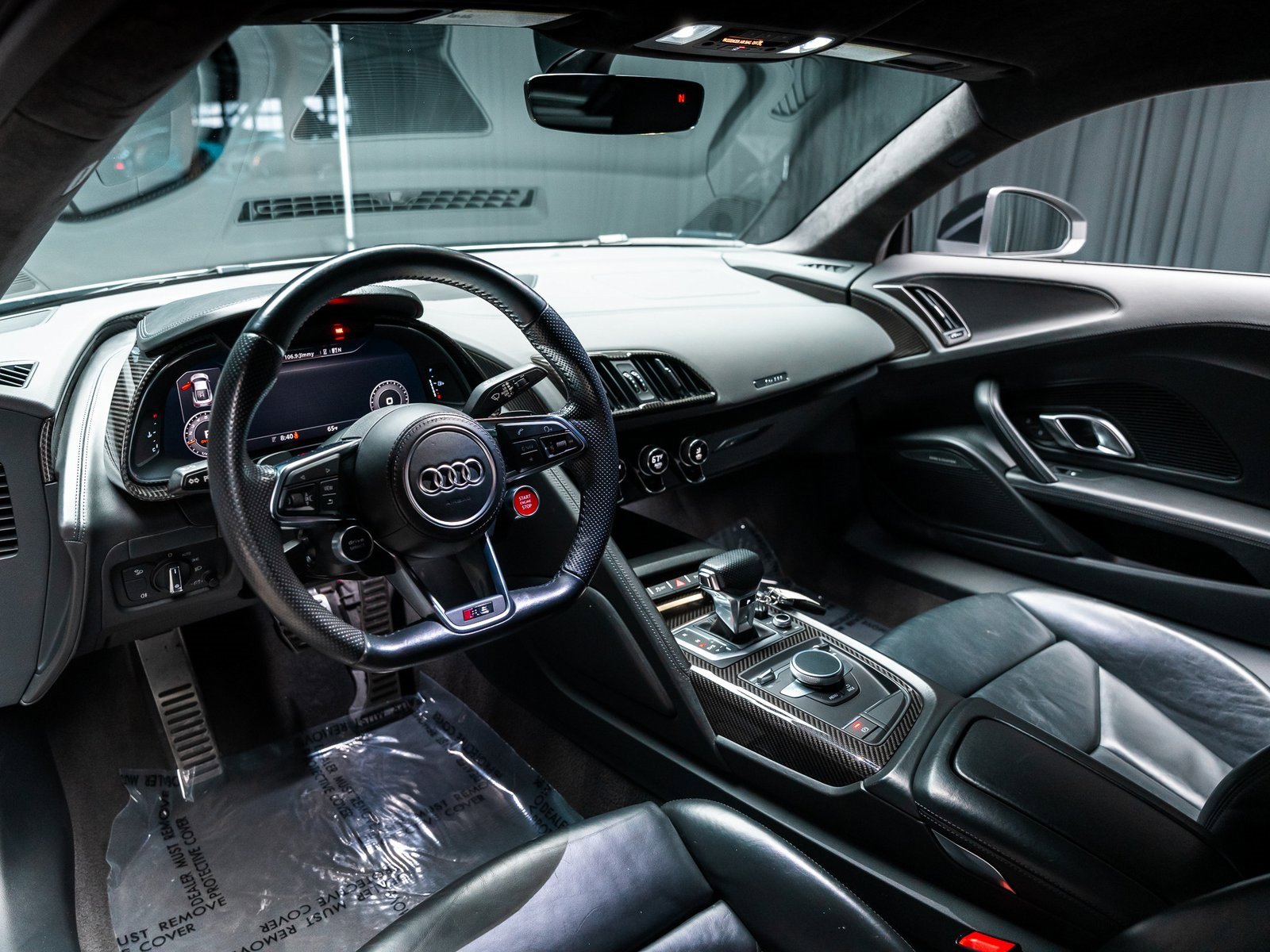 Used 2018 Audi R8 V10 w/ Premium Package image 52