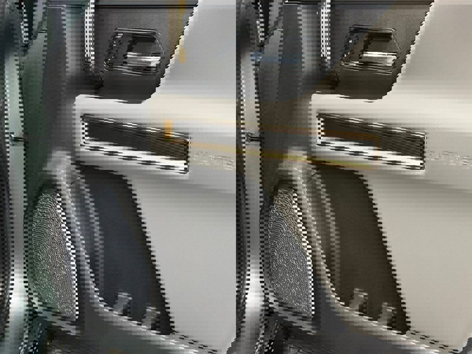 Used 2024 GMC Hummer EV 3X w/ LPO, Cargo Utility Package image 34