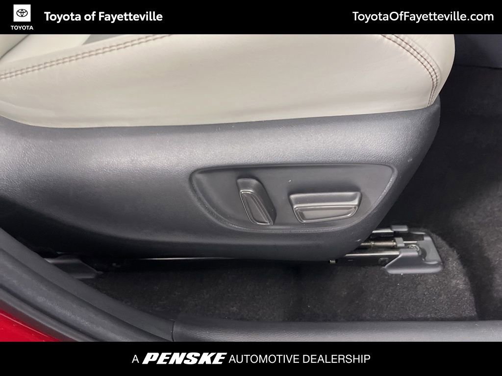Used 2024 Toyota RAV4 Limited AWD/4WD image 8