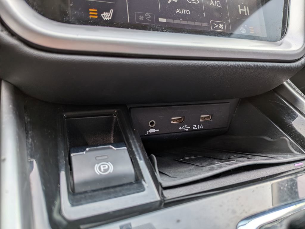 Used 2021 Subaru Legacy Limited w/ Popular Package #2 image 17