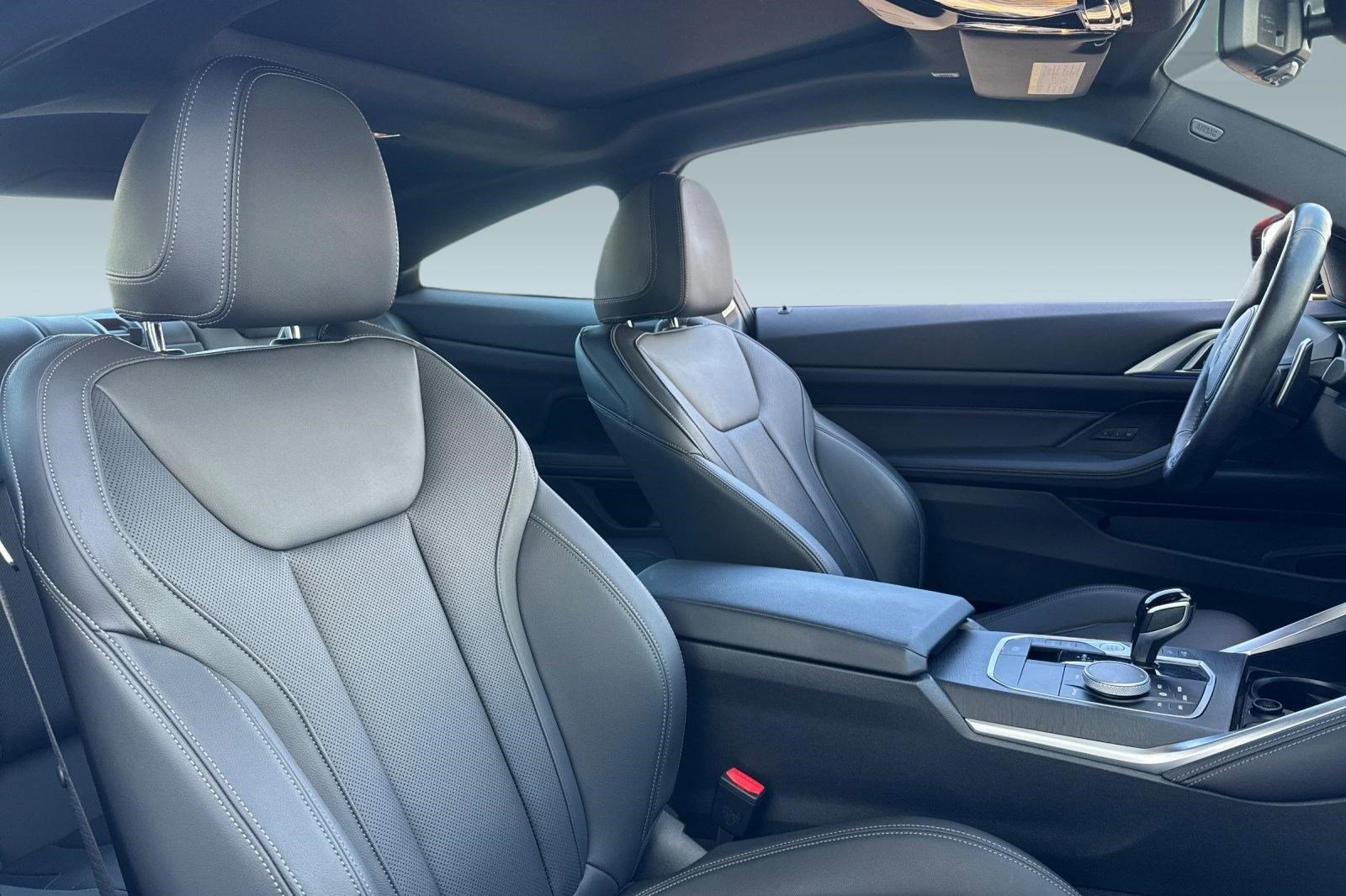 Used 2023 BMW M440i Coupe w/ Premium Package image 30