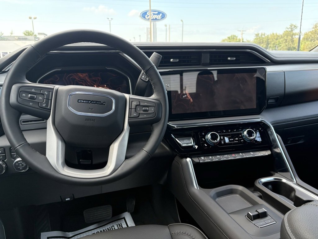 New 2025 GMC Sierra 2500 Denali w/ Max Trailering Package image 15
