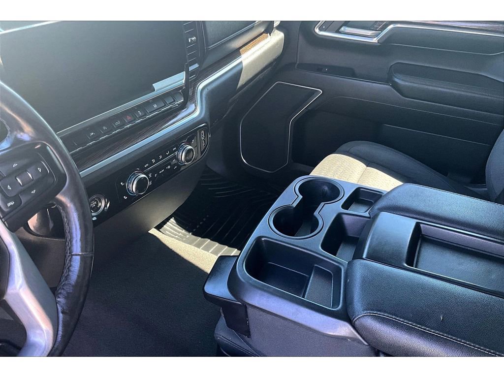 Used 2022 GMC Sierra 1500 Elevation image 16