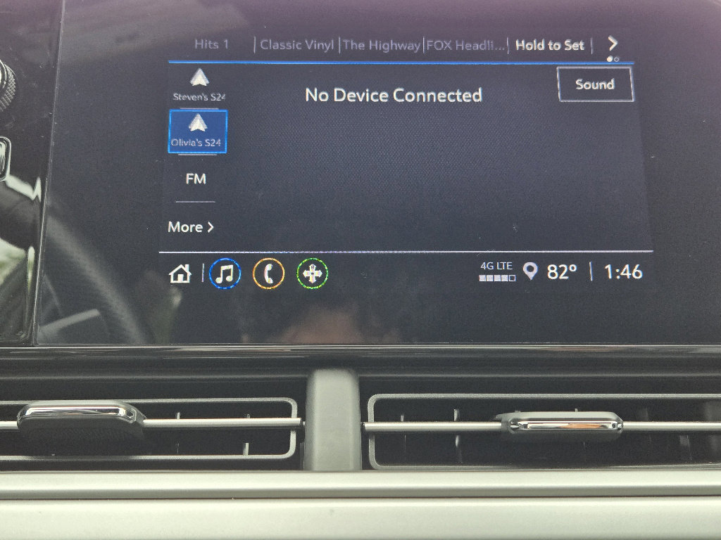 Used 2024 Chevrolet Trax RS w/ Driver Confidence Package image 8