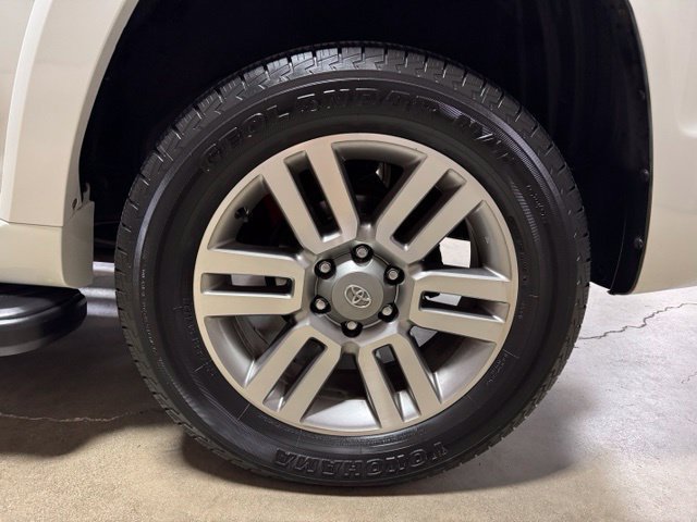 Used 2011 Toyota 4Runner Limited AWD/4WD image 37