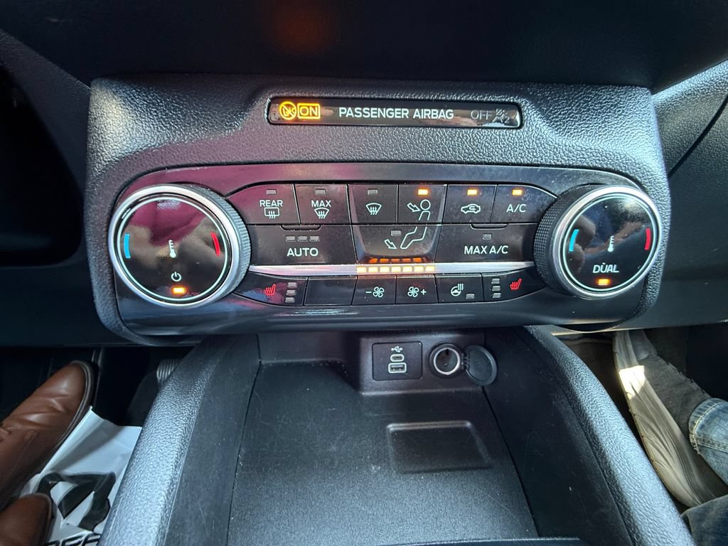 Used 2024 Ford Escape Active AWD/4WD image 30
