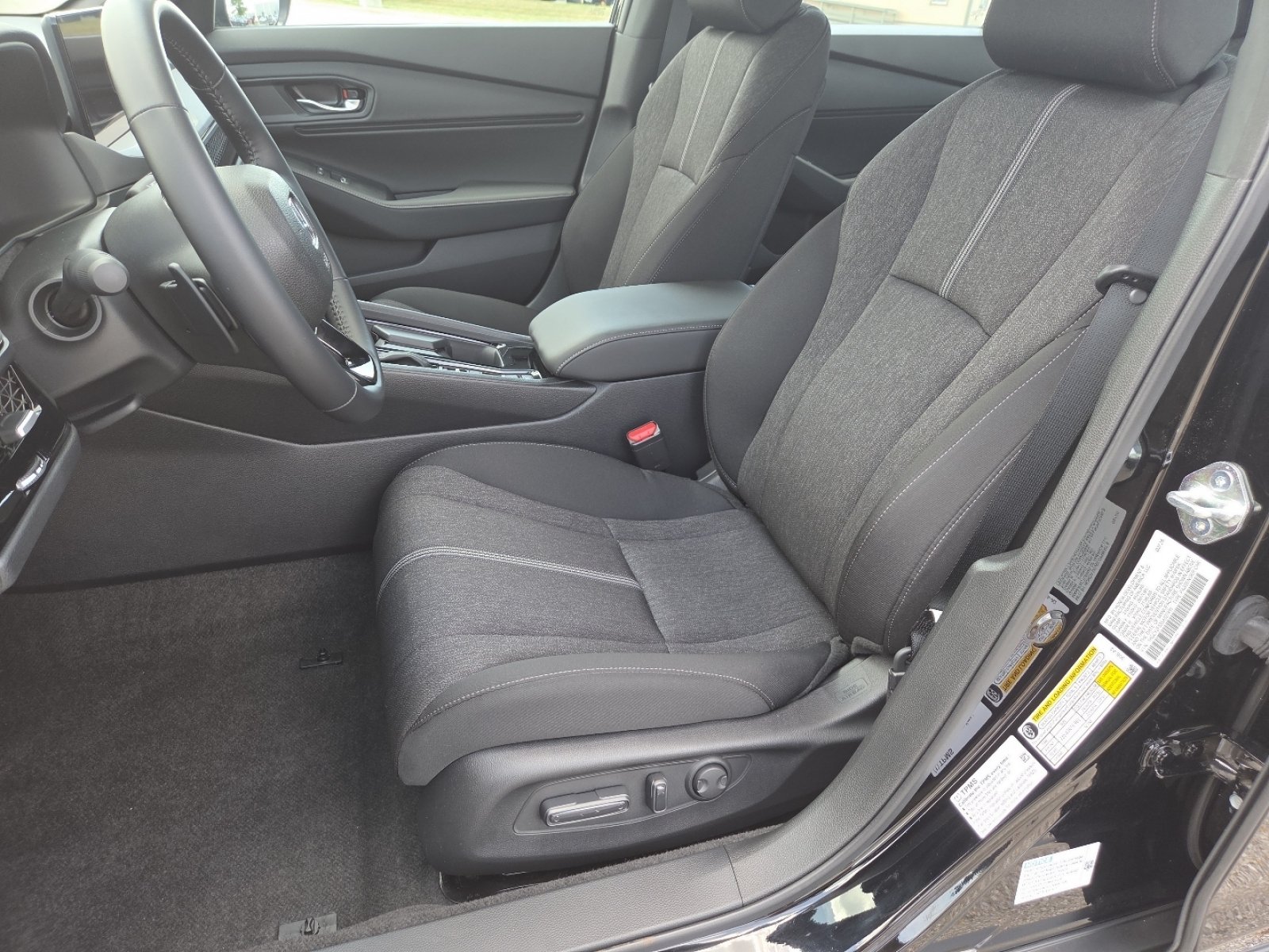 Used 2025 Honda Accord Sport image 24