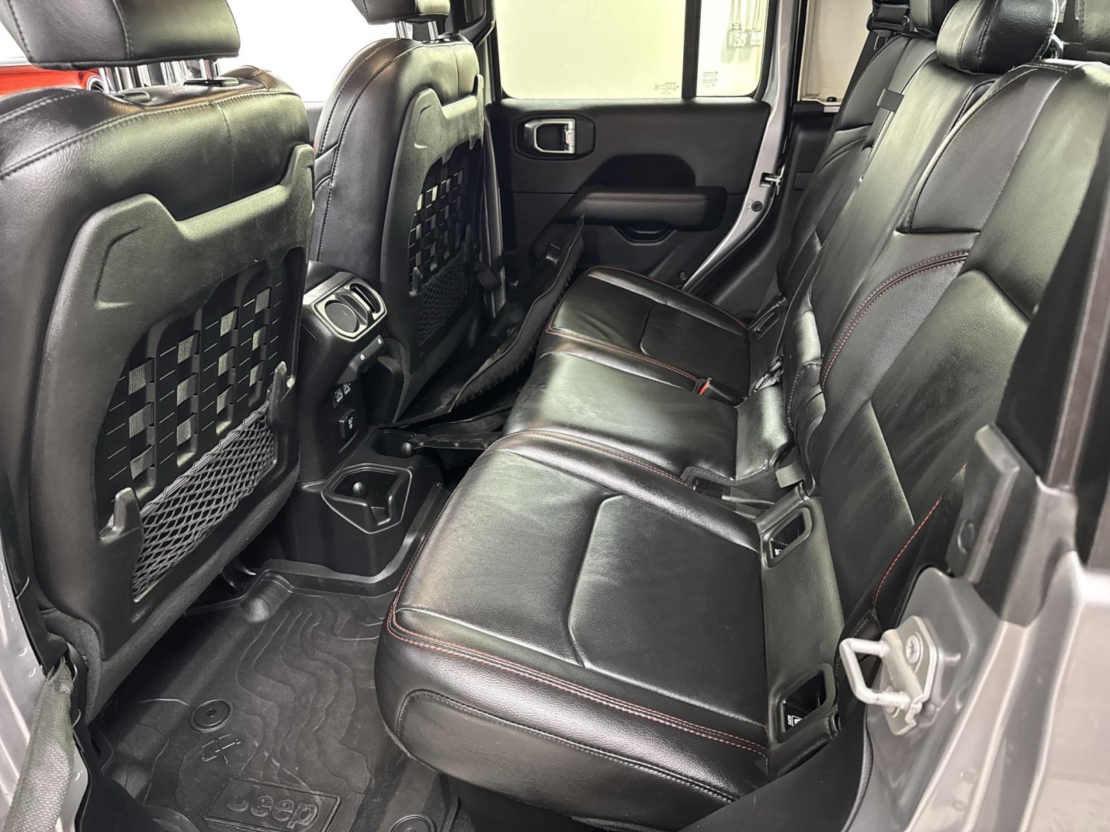 Used 2020 Jeep Gladiator Rubicon AWD/4WD image 36