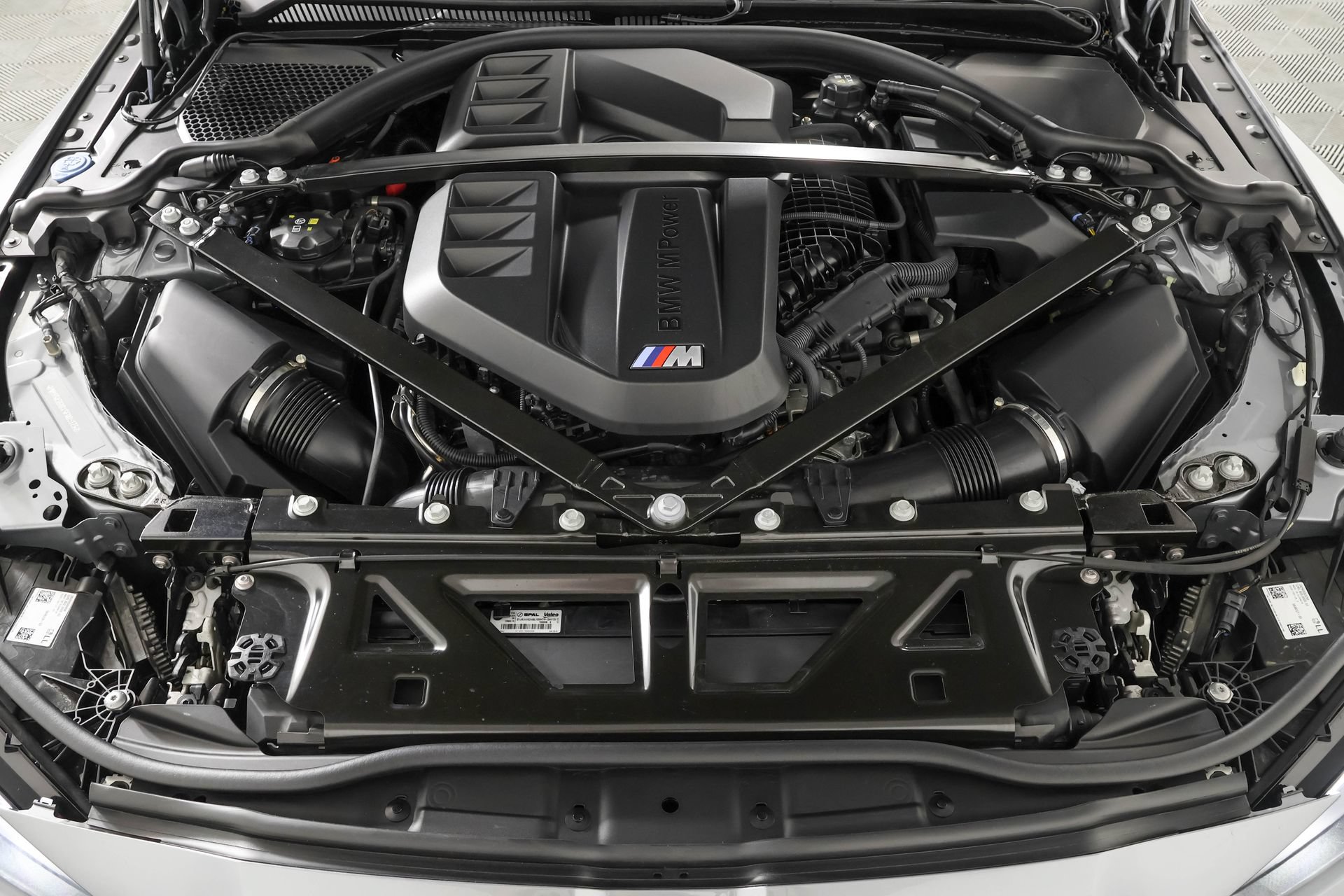 Used 2025 BMW M3 w/ Executive Package RWD image 42