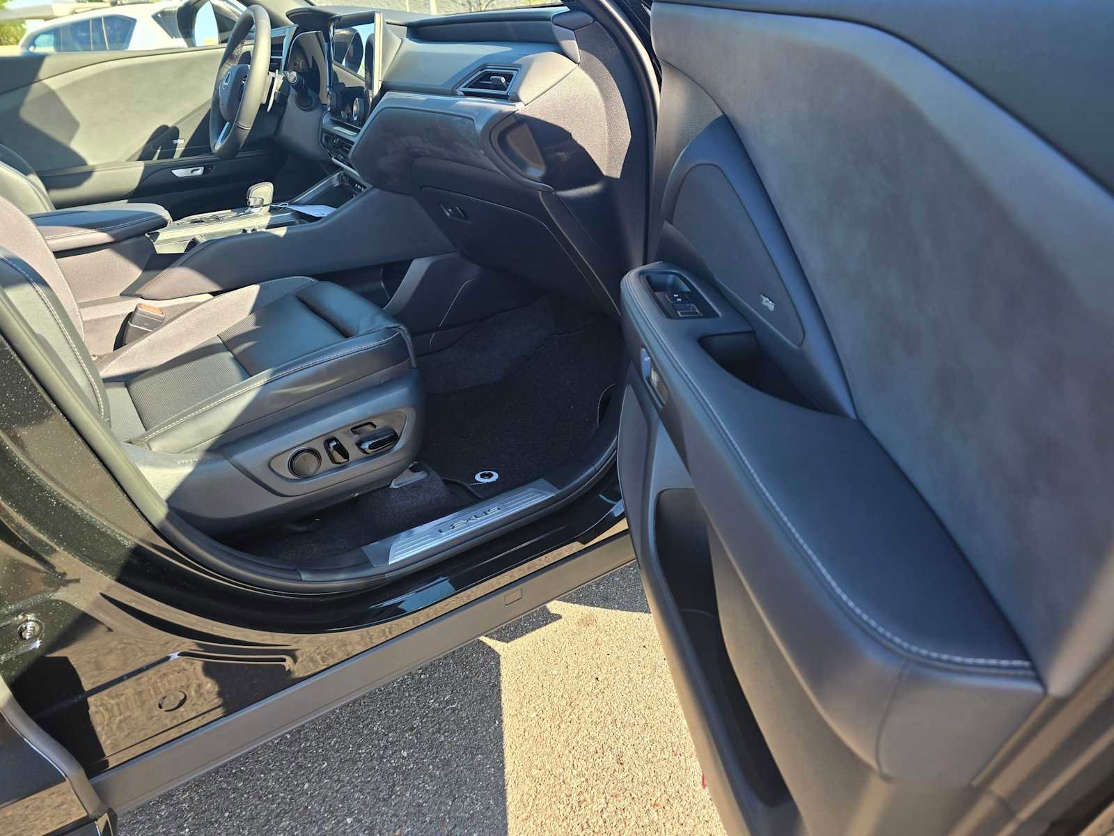 New 2026 Lexus TX 350 AWD image 10