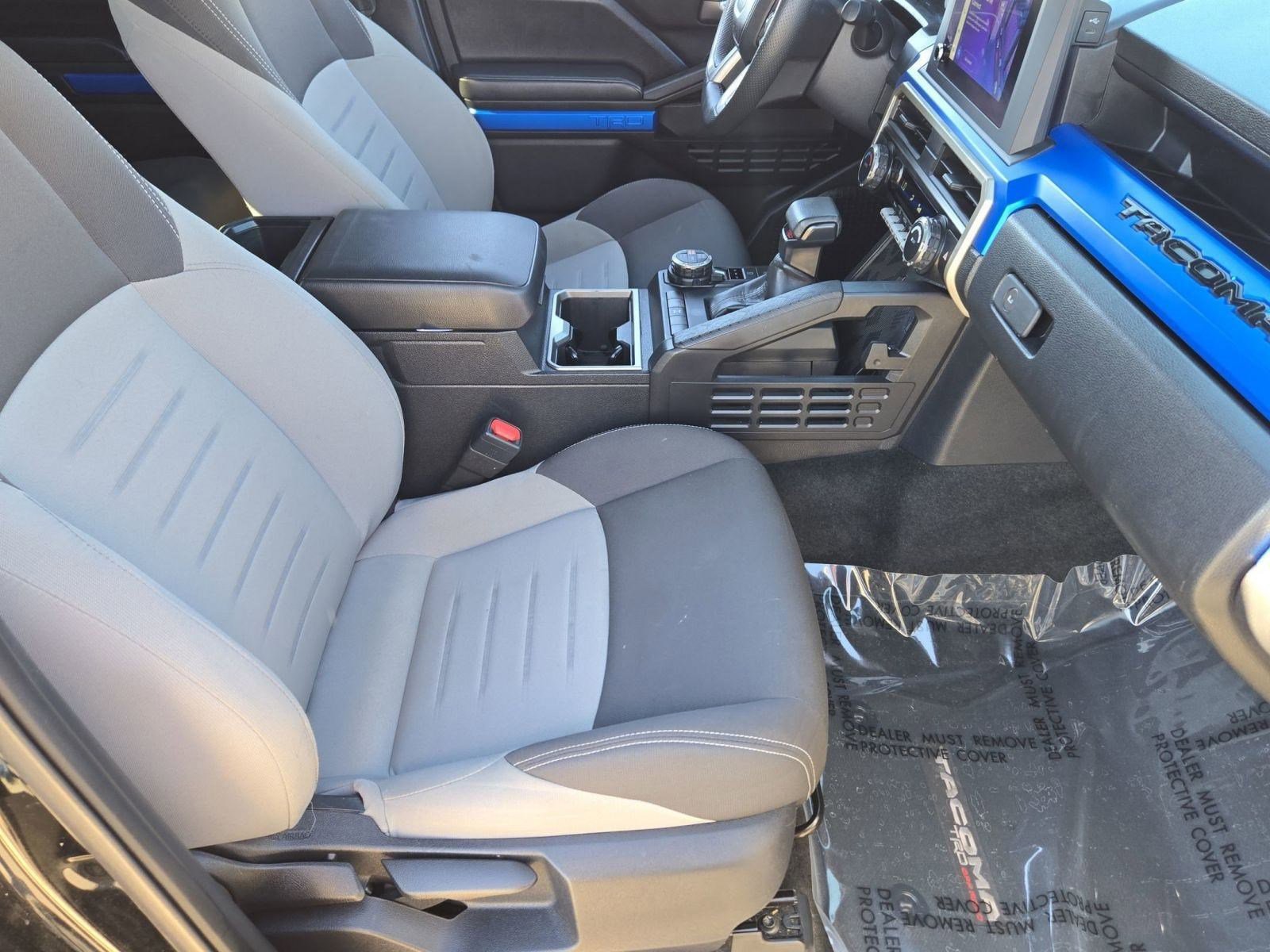 Used 2024 Toyota Tacoma TRD Off-Road image 29